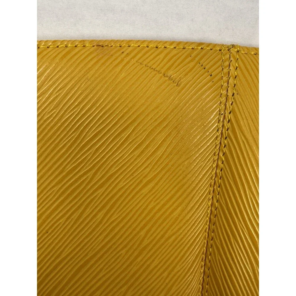 Vintage Louis Vuitton Epi Leather Jaune Yellow Clutch Pochette Made France